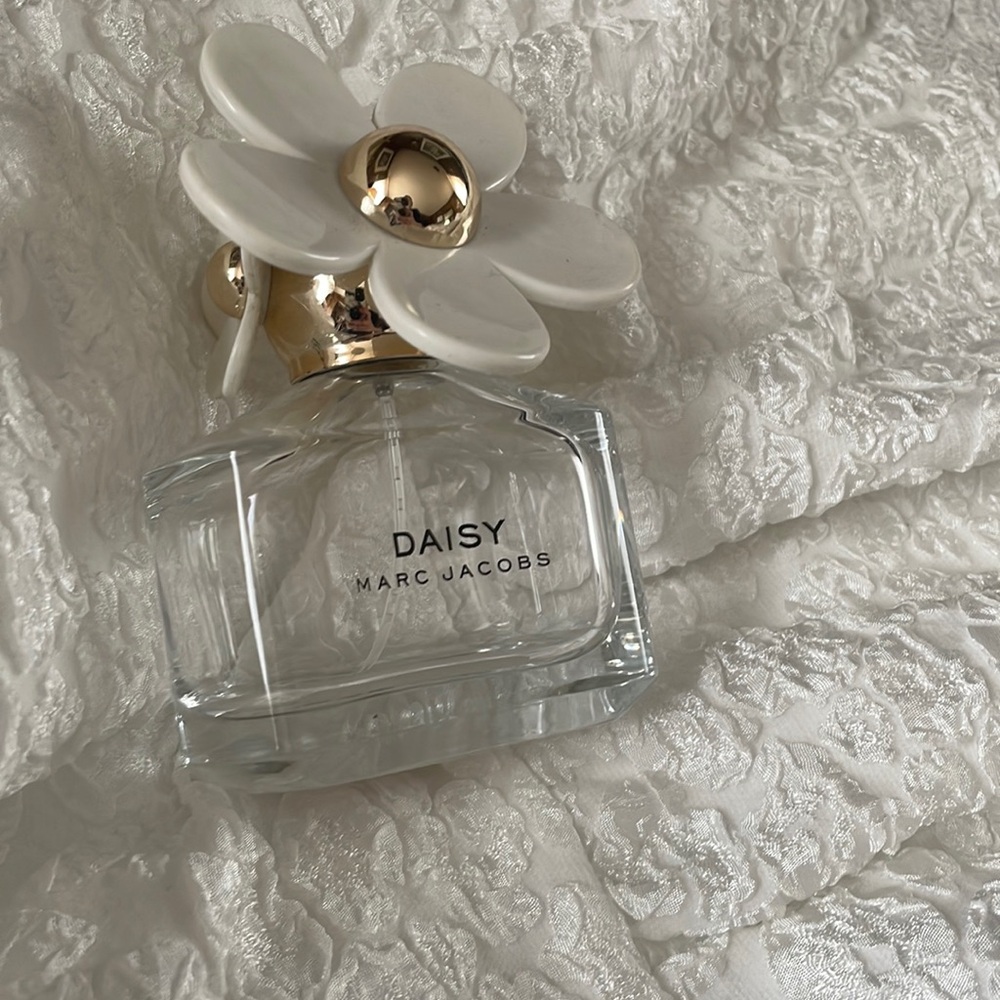COPY - Perfume bottle